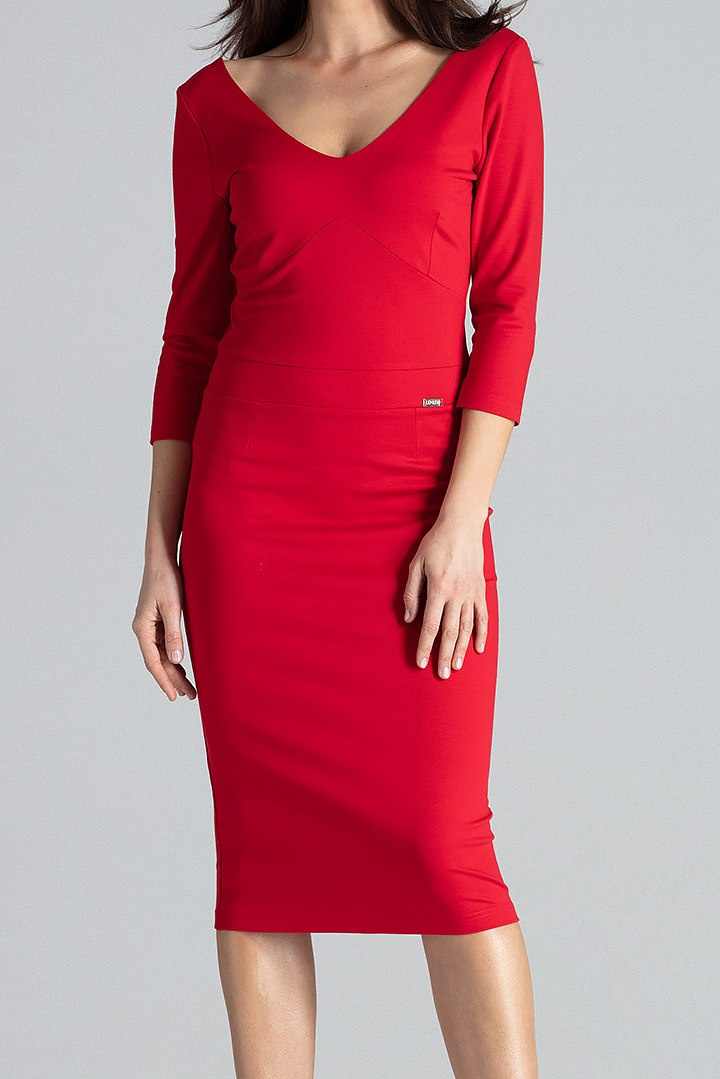 Elegancka sukienka midi z wiskozy dopasowana z dekoltem V czerwona K476