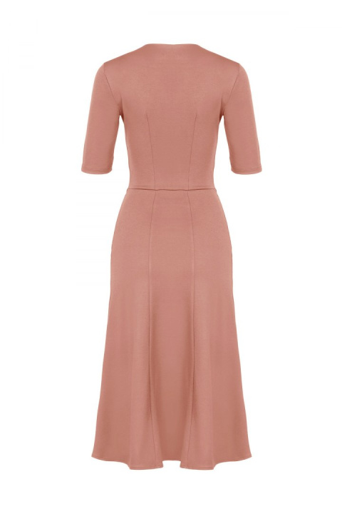Elegancka sukienka midi rozkloszowana w kliny z wiskozy brązowa K478 Elegancka sukienka midi rozkloszowana w kliny z wiskozy brązowa K478