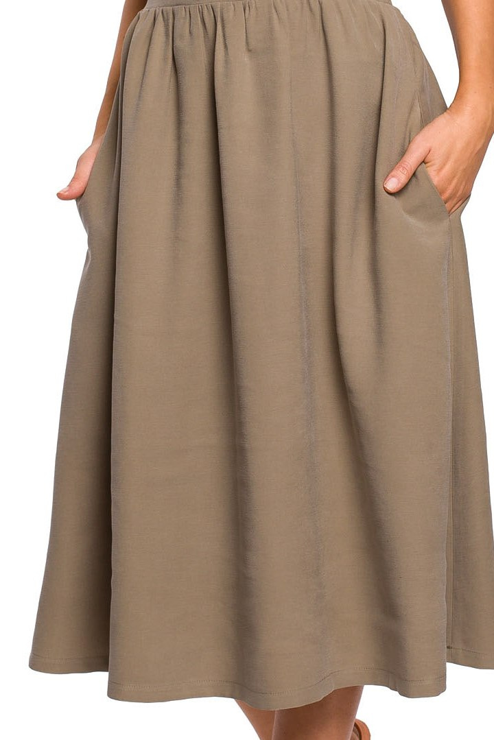 Sukienka rozkloszowana z wiskozy bez rękawów dekolt V khaki S224 Sukienka rozkloszowana z wiskozy bez rękawów dekolt V khaki S224