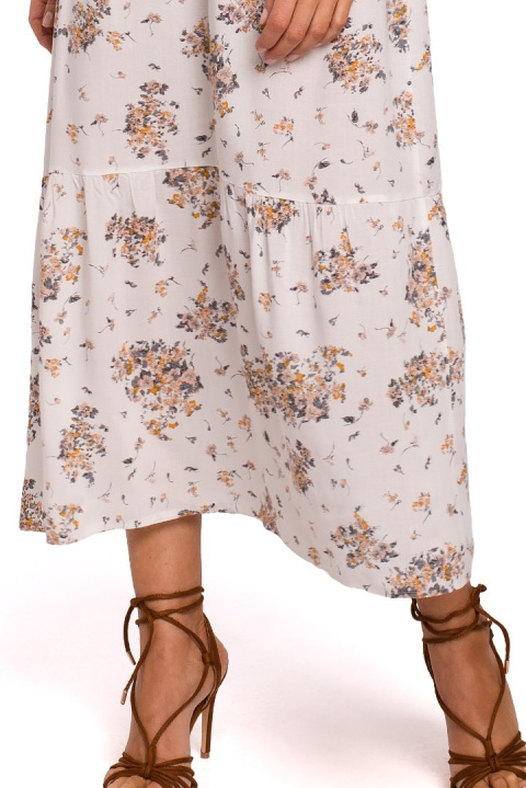 Sukienka maxi w kwiaty rozkloszowana z wiskozą dekolt V m3 S222 Sukienka maxi w kwiaty rozkloszowana z wiskozą dekolt V m3 S222