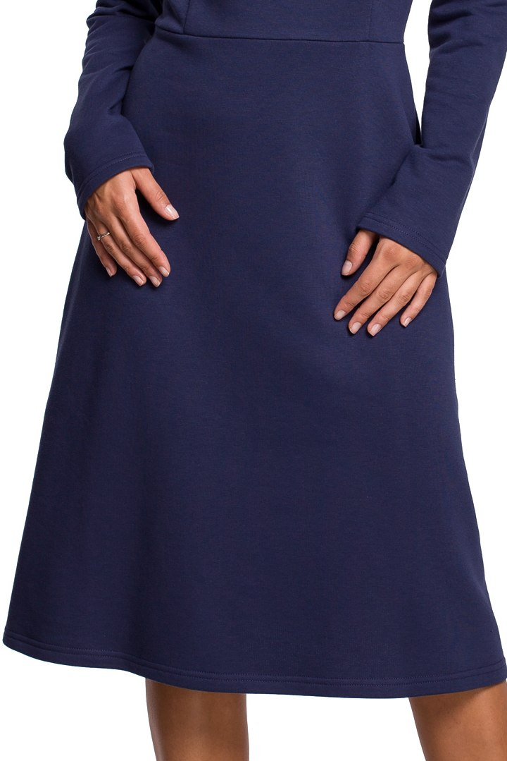 Elegancka sukienka midi o fasonie litery A niebieska B162 Elegancka sukienka midi o fasonie litery A niebieska B162