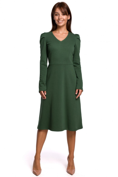 Elegancka sukienka midi z długim rękawem fason A dekolt V zielona B162
