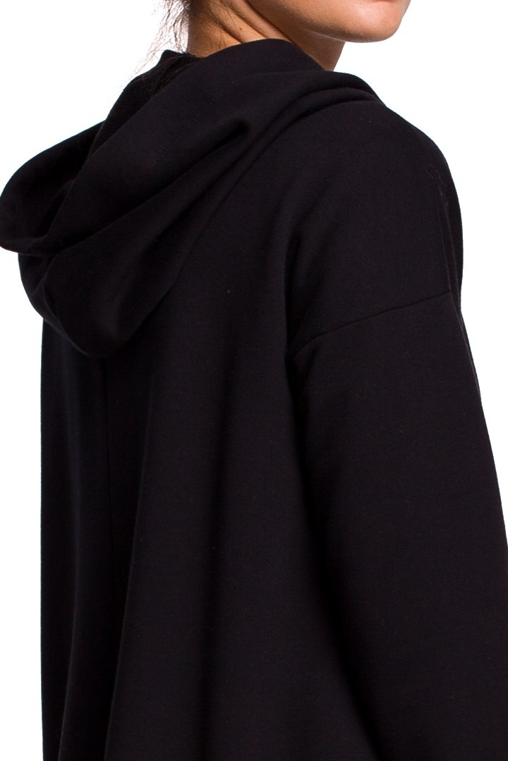 Bluza damska z kapturem i asymetrycznym rozcięciem czarna B179 Bluza damska z kapturem i asymetrycznym rozcięciem czarna B179