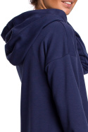 Długa bluza damska z kapturem i asymetrycznym rozcięciem niebieska B179