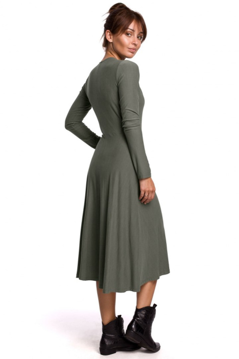 Sukienka kopertowa rozkloszowana midi z wiązaniem gładka khaki B184 Sukienka kopertowa rozkloszowana midi z wiązaniem gładka khaki B184