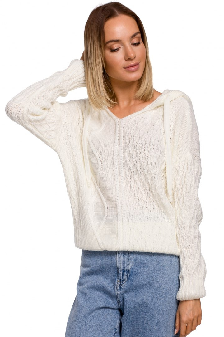 Sweter damski z kapturem i warkoczowym splotem ecru me540 Sweter damski z kapturem i warkoczowym splotem ecru me540