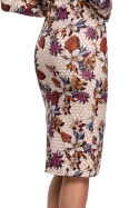 Sukienka ołówkowa dopasowana midi z nadrukiem i półgolfem m2 me543