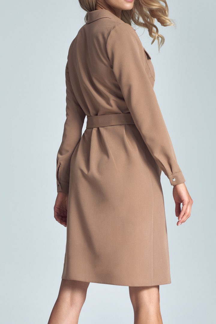 Sukienka koszulowa midi z długim rękawem wiązana w pasie brązowa M706