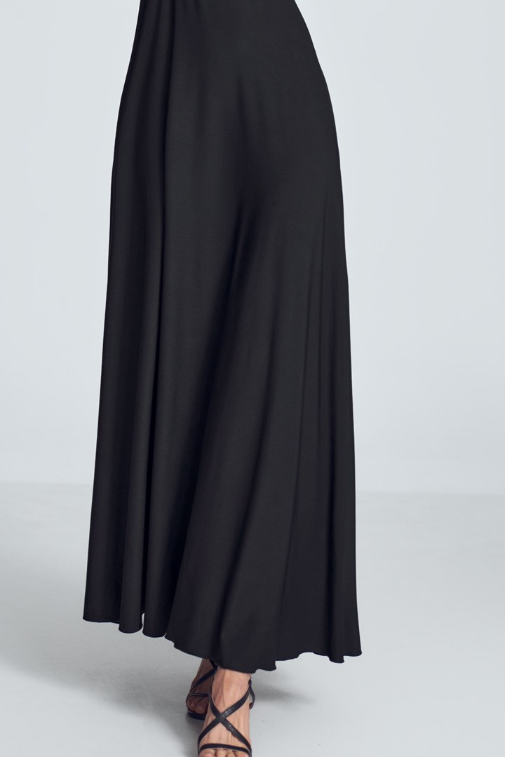 Sukienka maxi z długim rękawem i odkrytymi ramionami czarna M707