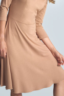 Sukienka rozkloszowana midi wiskozowa z dekoltem V beżowa M709