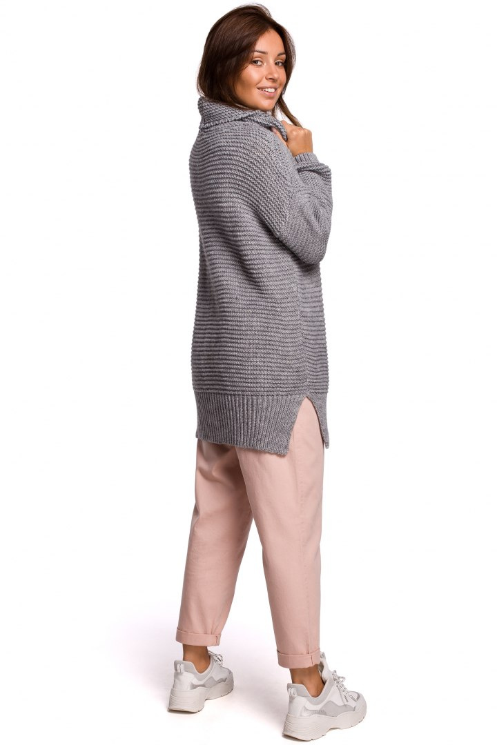Sweter damski gruby oversize z golfem i ściągaczem szary BK047 Sweter damski gruby oversize z golfem i ściągaczem szary BK047