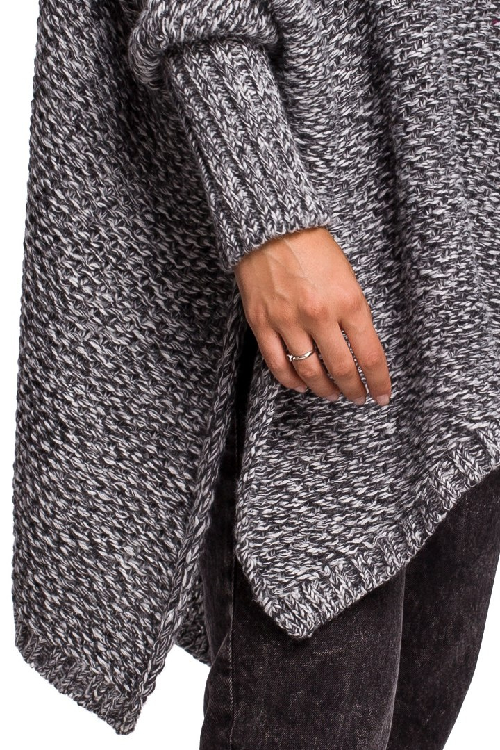 Sweter damski ponczo peleryna oversize z golfem antracytowy BK049 Sweter damski ponczo peleryna oversize z golfem antracytowy BK049
