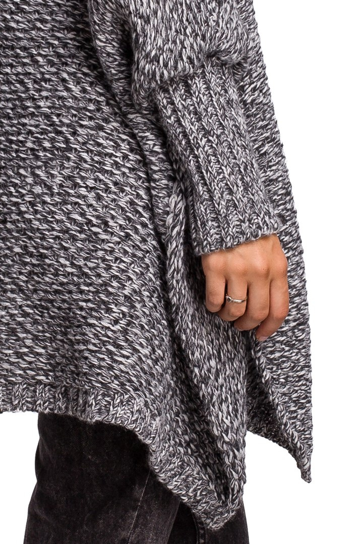 Sweter damski ponczo peleryna oversize z golfem antracytowy BK049 Sweter damski ponczo peleryna oversize z golfem antracytowy BK049