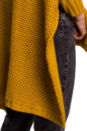 Sweter damski ponczo peleryna oversize z golfem miodowy BK049