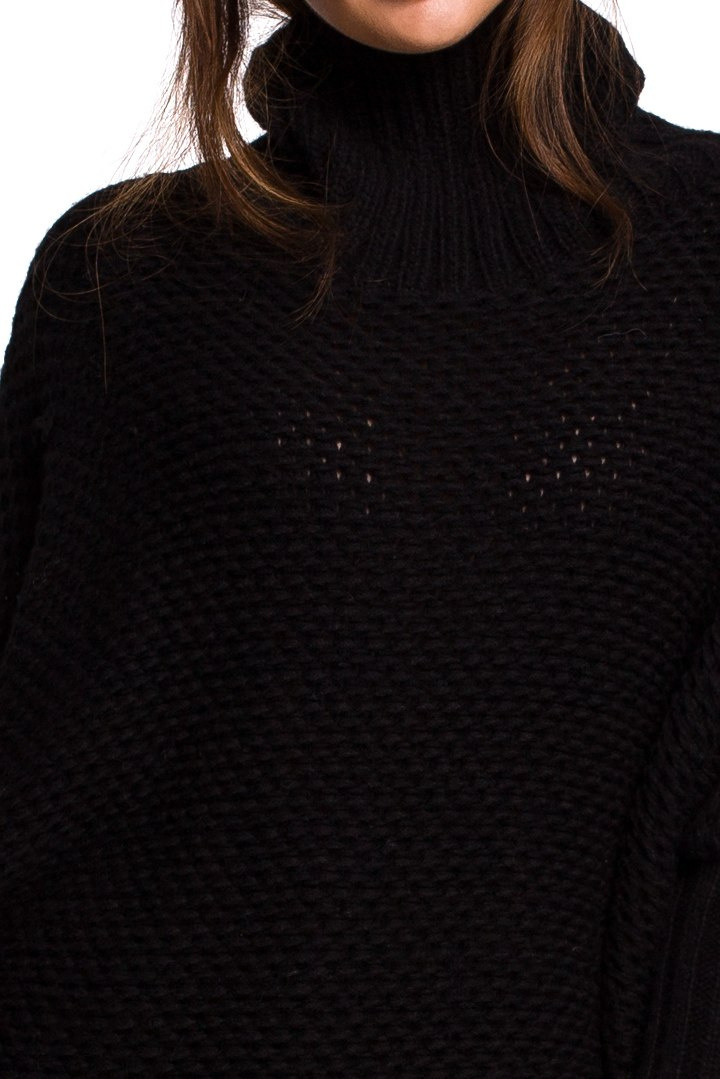 Sweter damski ponczo peleryna oversize z golfem czarny BK049 Sweter damski ponczo peleryna oversize z golfem czarny BK049