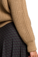 Sweter damski gruby ze ściągaczem i dekoltem pod szyję karmelowy BK045