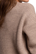 Sweter damski gruby z kimonowymi rękawami i ściągaczem cappuccino BK052