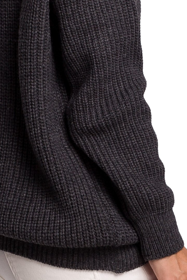 Sweter damski gruby z kimonowymi rękawami i ściągaczem grafitowy BK052 Sweter damski gruby z kimonowymi rękawami i ściągaczem grafitowy BK052