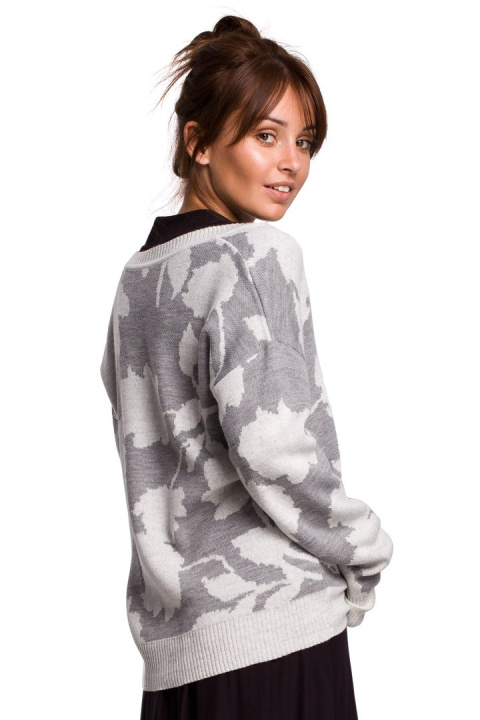 Sweter damski oversize z kimonowymi rękawami i dekoltem V m1 BK056 Sweter damski oversize z kimonowymi rękawami i dekoltem V m1 BK056