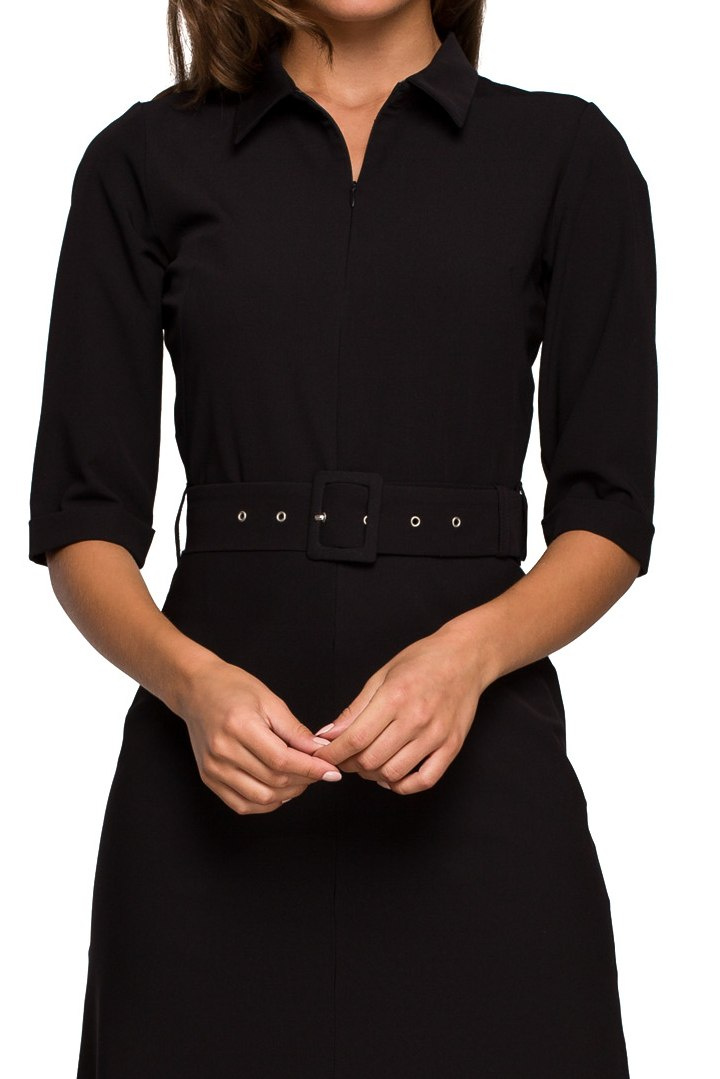 Elegancka sukienka midi z kołnierzykiem i paskiem czarna S231 Elegancka sukienka midi z kołnierzykiem i paskiem czarna S231