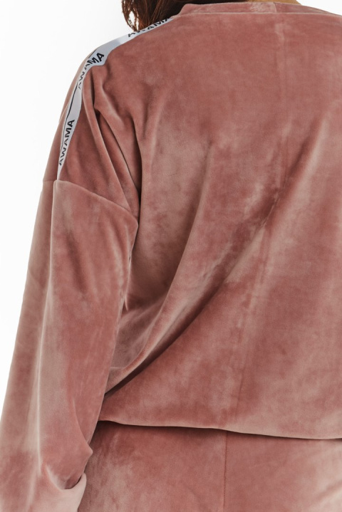 Bluza damska welurowa o luźnym kroju z długim rękawem różowa A374 Bluza damska welurowa o luźnym kroju z długim rękawem różowa A374