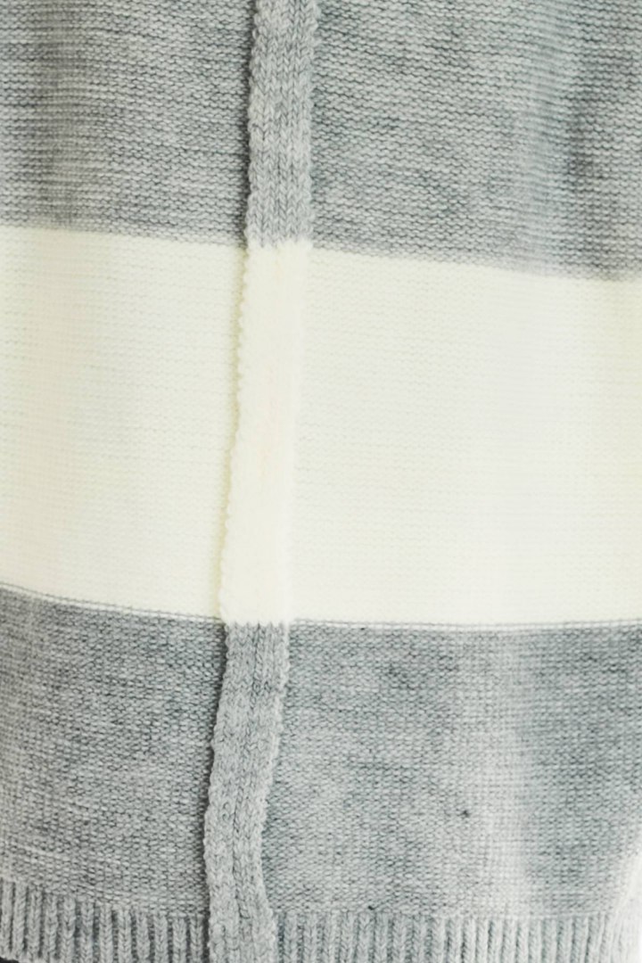 Długi kardigan damski oversize bez zapięcia z kapturem szary A392 Długi kardigan damski oversize bez zapięcia z kapturem szary A392
