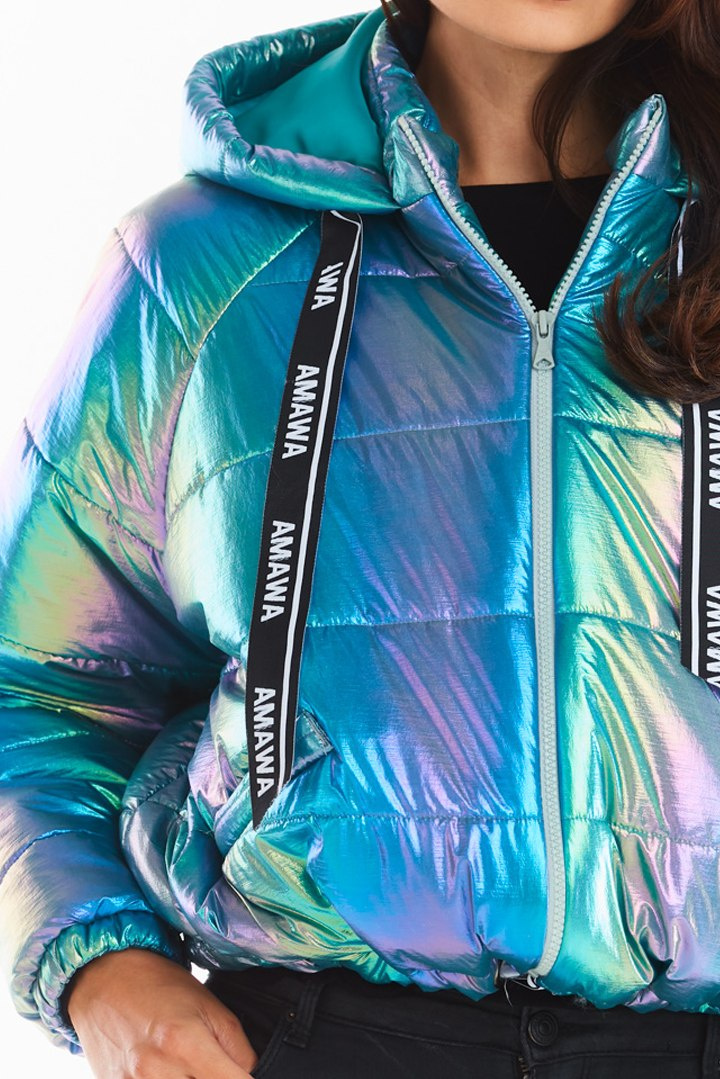 Pikowana kurtka damska holograficzna z kapturem krótka niebieska A388 Pikowana kurtka damska holograficzna z kapturem krótka niebieska A388