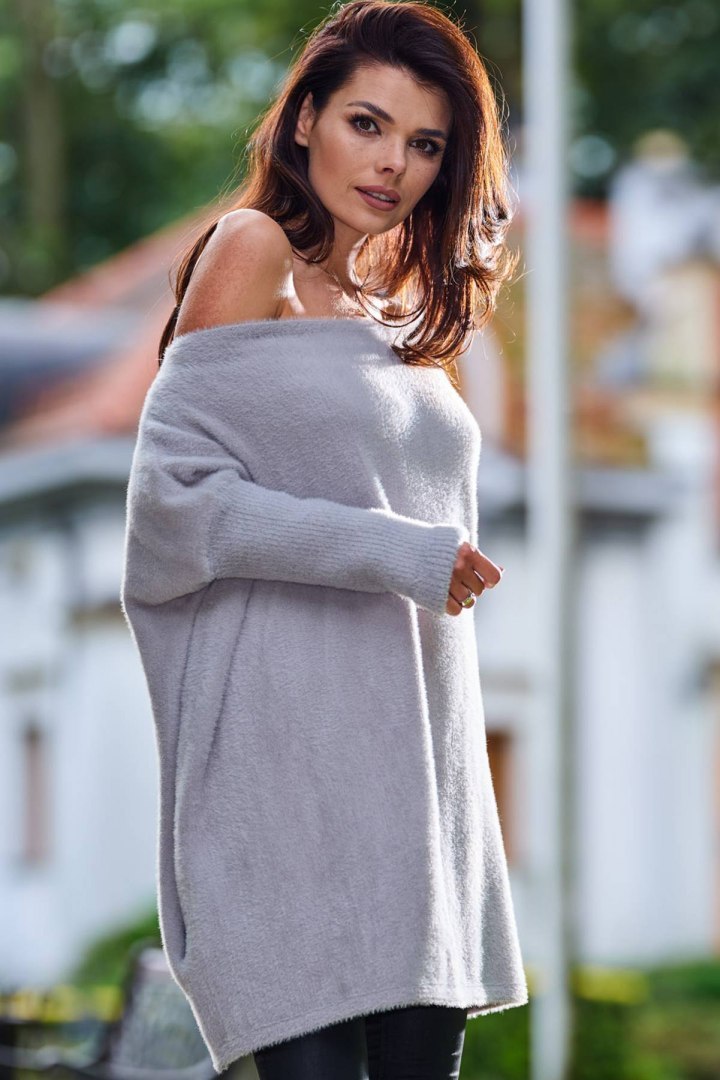 Sukienka swetrowa mini oversize z długim rękawem szara A397 Sukienka swetrowa mini oversize z długim rękawem szara A397