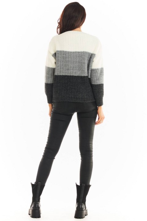 Sweter damski trzykolorowy z dekoltem w serek szary A390 Sweter damski trzykolorowy z dekoltem w serek szary A390