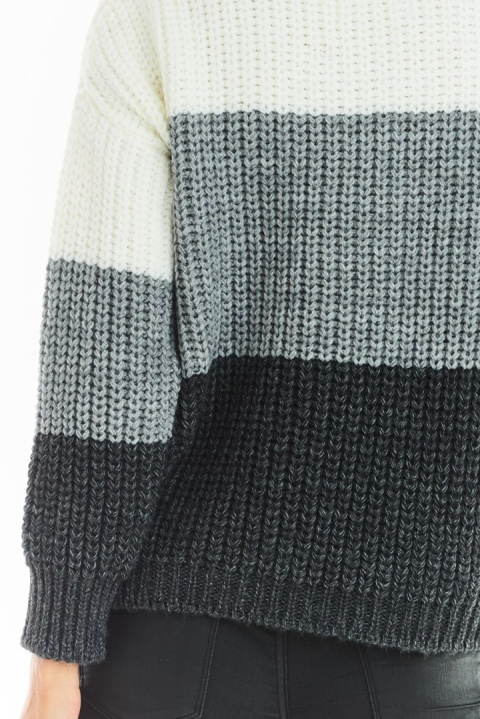 Sweter damski trzykolorowy z dekoltem w serek szary A390 Sweter damski trzykolorowy z dekoltem w serek szary A390