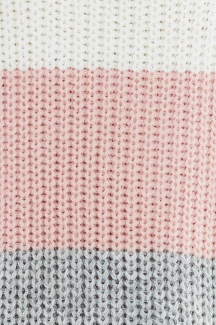 Sweter damski trzykolorowy z dekoltem V i ściągaczem różowy A390 Sweter damski trzykolorowy z dekoltem V i ściągaczem różowy A390