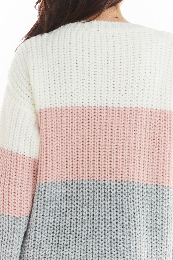 Sweter damski trzykolorowy z dekoltem V i ściągaczem różowy A390 Sweter damski trzykolorowy z dekoltem V i ściągaczem różowy A390
