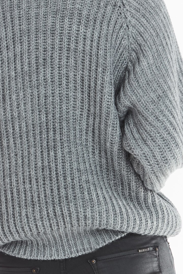 Sweter damski nietoperz gruby z półgolfem luźny szary A389