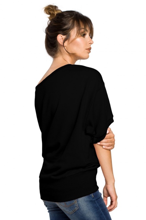 Bluza damska oversize z dzianiny z krótkim rękawem czarna B048 Bluza damska oversize z dzianiny z krótkim rękawem czarna B048