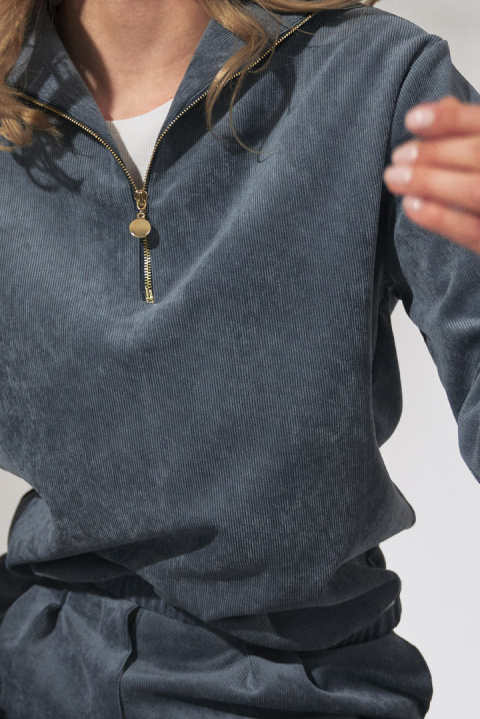 Bluza damska sztruksowa z gumką rozpinana ze stójką niebieska M741 Bluza damska sztruksowa z gumką rozpinana ze stójką niebieska M741