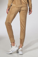 Spodnie damskie dresowe welurowe zwężane nogawki beżowe M746