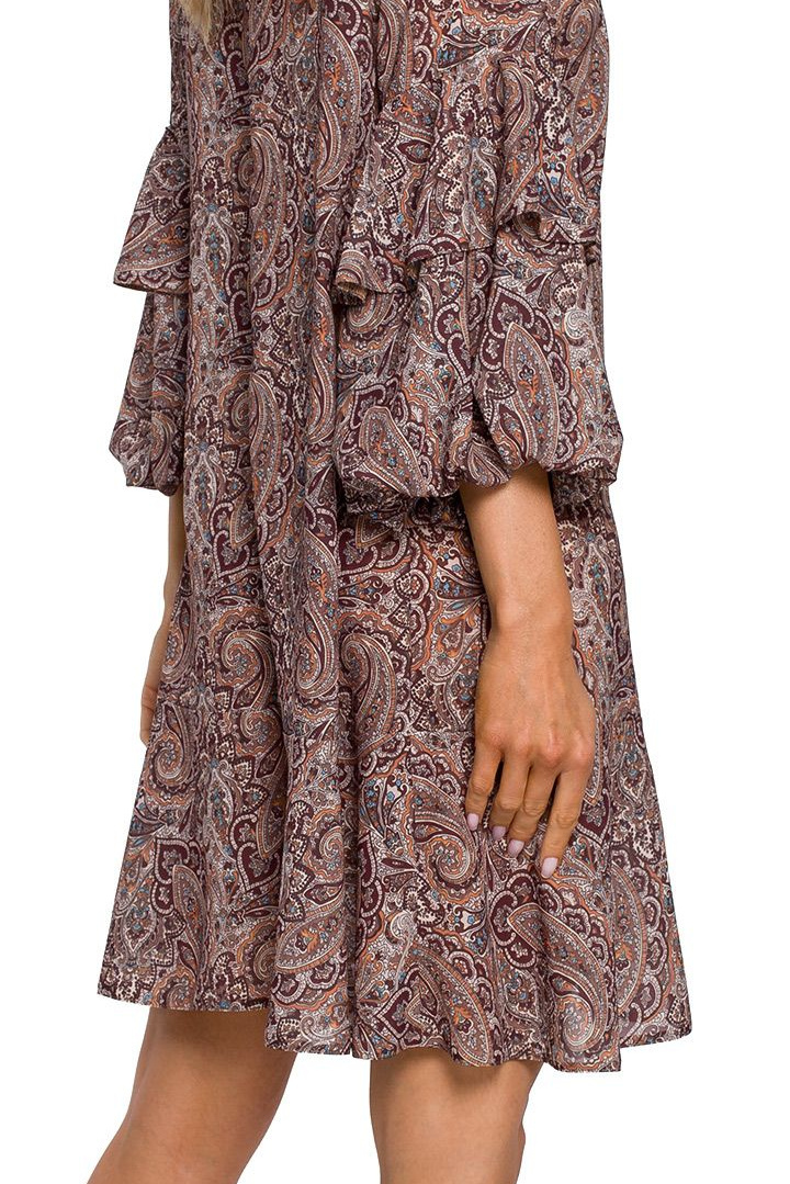 Luźna sukienka midi lejąca z szerokimi rękawami wzór paisley 1 me575 Luźna sukienka midi lejąca z szerokimi rękawami wzór paisley 1 me575