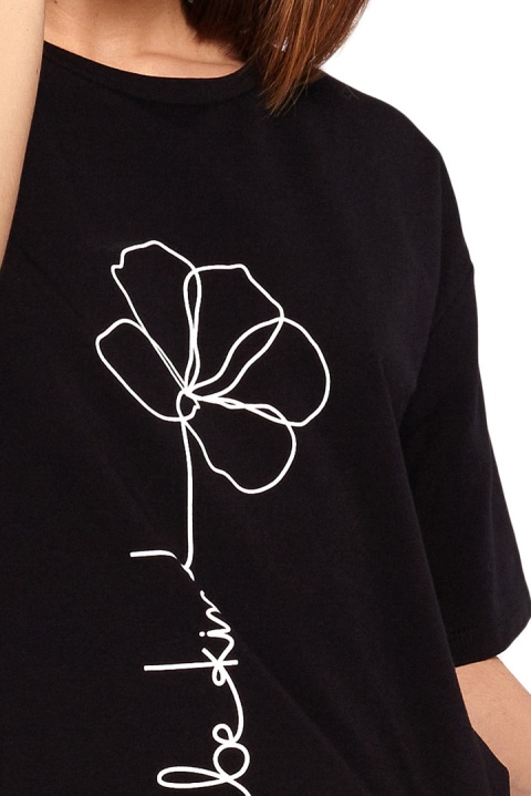 Bawełniana koszulka damska t-shirt z kwiatkiem czarna B187 Bawełniana koszulka damska t-shirt z kwiatkiem czarna B187