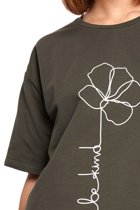 Bawełniana koszulka damska t-shirt z kwiatkiem zielona B187 Bawełniana koszulka damska t-shirt z kwiatkiem zielona B187