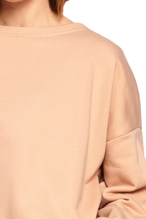 Bluza damska oversize z głębokim dekoltem na plecach beżowa B185 Bluza damska oversize z głębokim dekoltem na plecach beżowa B185