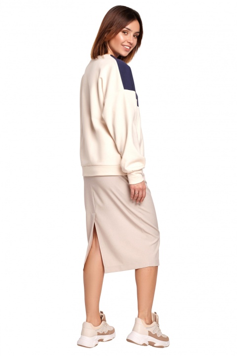 Bluza damska dwukolorowa bawełniana z plisą i mankietami niebieska B196 Bluza damska dwukolorowa bawełniana z plisą i mankietami niebieska B196