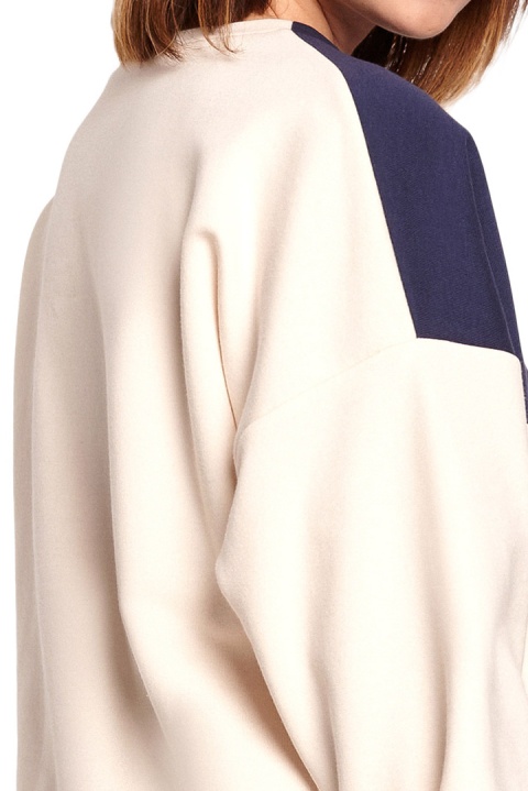 Bluza damska dwukolorowa bawełniana z plisą i mankietami niebieska B196 Bluza damska dwukolorowa bawełniana z plisą i mankietami niebieska B196