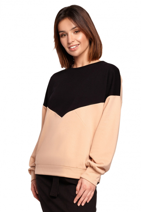 Bluza damska dwukolorowa bawełniana z plisą i mankietami czarna B196 Bluza damska dwukolorowa bawełniana z plisą i mankietami czarna B196
