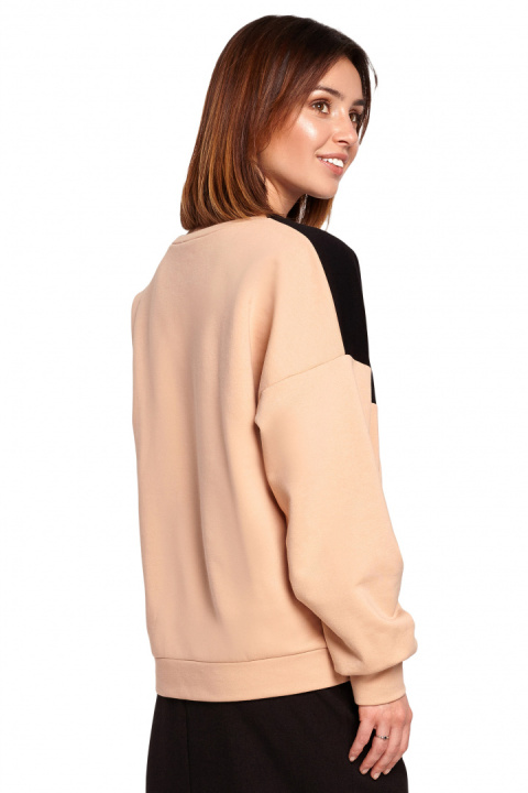 Bluza damska dwukolorowa bawełniana z plisą i mankietami czarna B196 Bluza damska dwukolorowa bawełniana z plisą i mankietami czarna B196