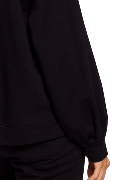 Luźna bluza damska z kapturem i bufiastymi rękawami czarna me588 Luźna bluza damska z kapturem i bufiastymi rękawami czarna me588