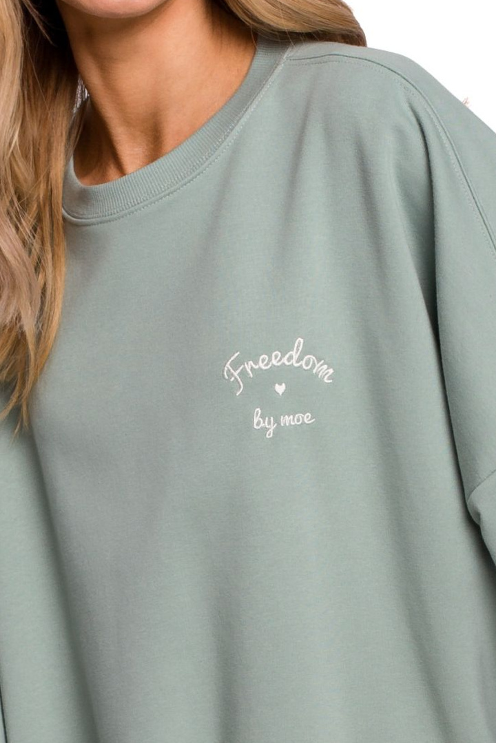 Bluza damska oversize ze ściągaczem i haftem dzianina miętowa me587 Bluza damska oversize ze ściągaczem i haftem dzianina miętowa me587