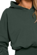 Bluza damska z kapturem i dużym ściągaczem w talii zielona me592