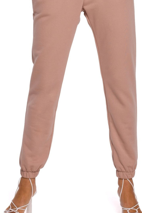 Spodnie damskie dresowe joggery z gumką w pasie mocca me585 Spodnie damskie dresowe joggery z gumką w pasie mocca me585