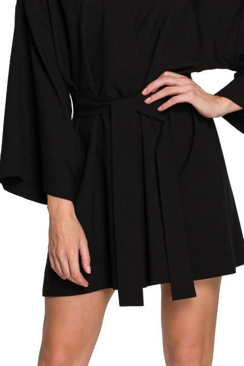 Sukienka kimono na zakładkę mini z paskiem wiązana czarna K101 Sukienka kimono na zakładkę mini z paskiem wiązana czarna K101