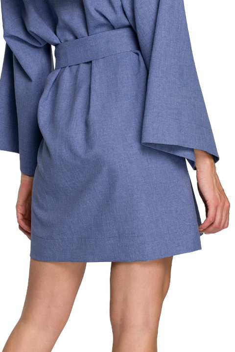 Sukienka kimono na zakładkę mini z paskiem wiązana niebieska K101 Sukienka kimono na zakładkę mini z paskiem wiązana niebieska K101